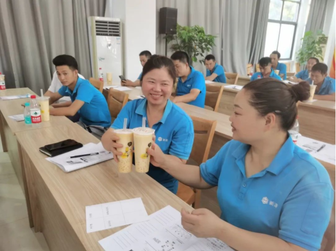 U8国际巾帼风貌