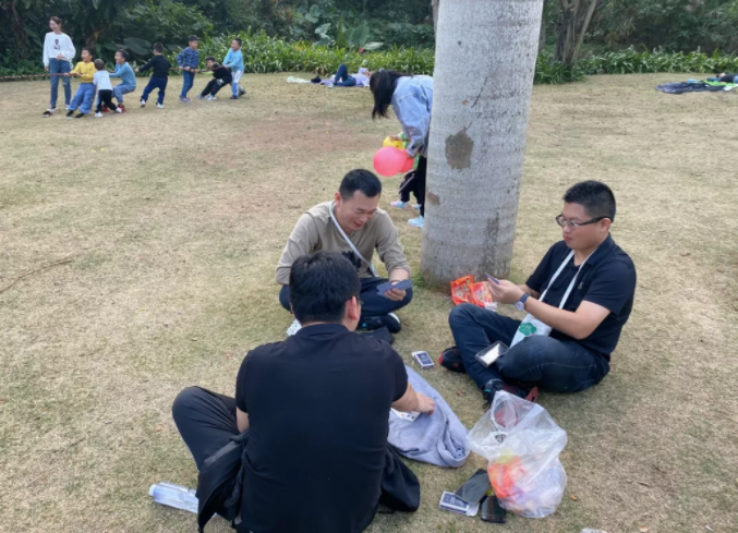U8国际团建淘金山绿道徒步游戏