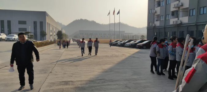 龙南U8国际亚克力科技有限公司-消防应急演练
