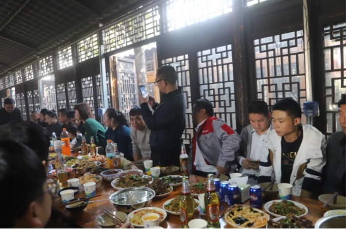 安徽U8国际秋游拓展活动.png