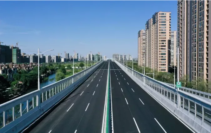嘉兴市市区快速路声屏障.png