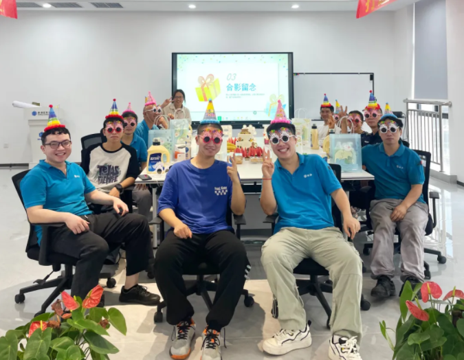 惠州U8国际光电第一季度员工生日会