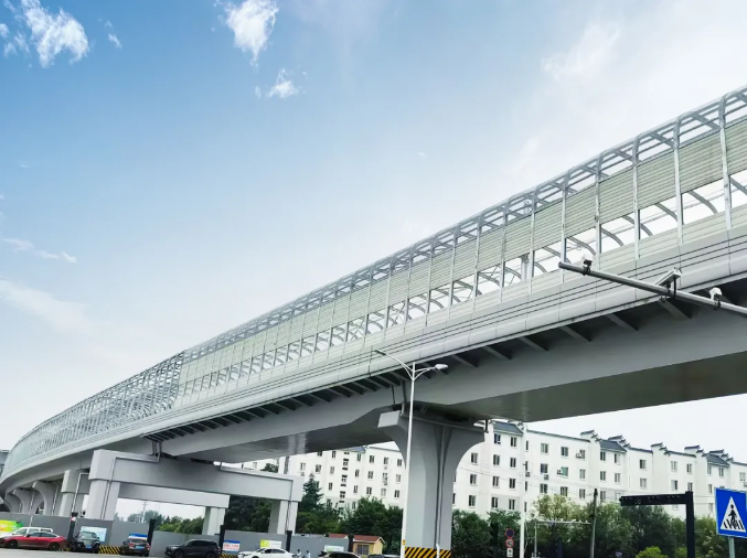 U8国际参建西安地铁10号线一期声屏障